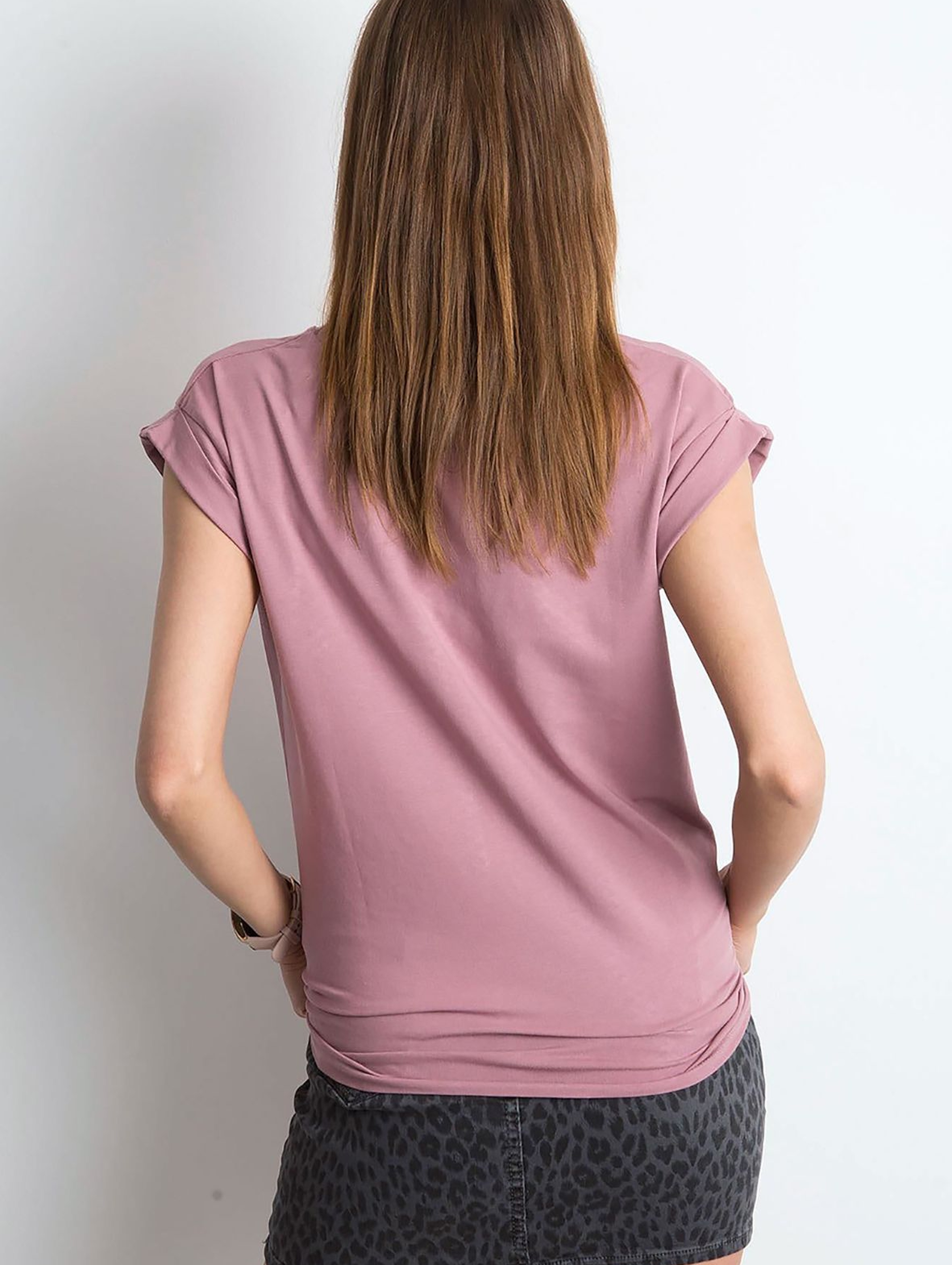 Gładki t-shirt damski różowy w serek