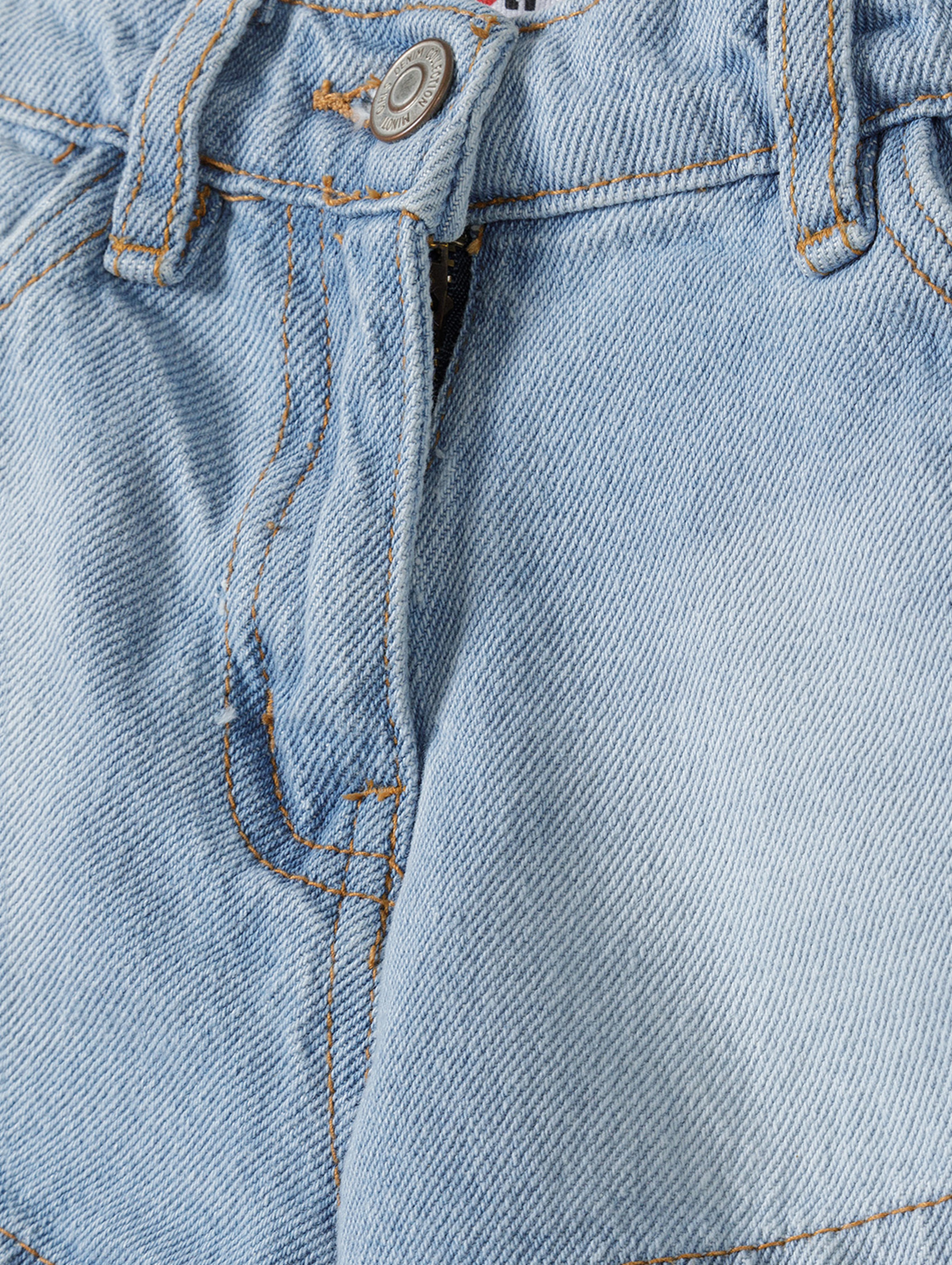 Jasnoniebieskie krótkie spodenki jeansowe niemowlęce