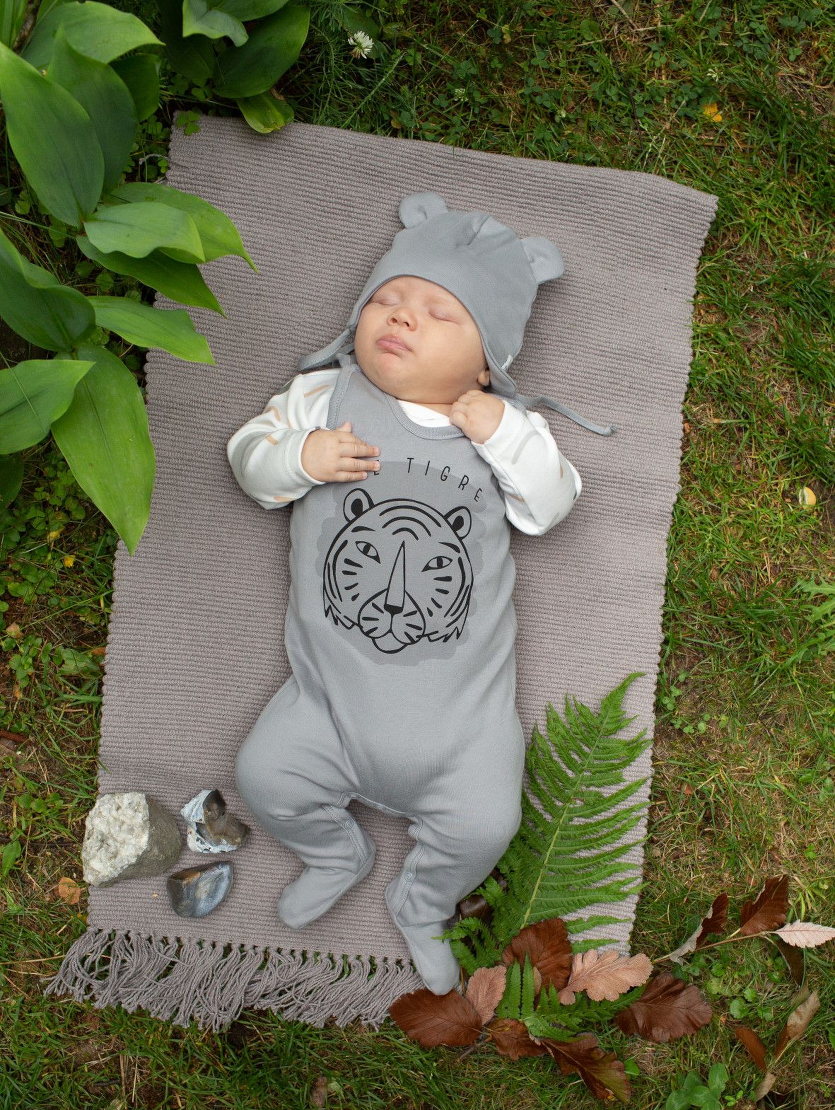 Bawełniana czapka niemowlęca z uszami Le Tigre - szara