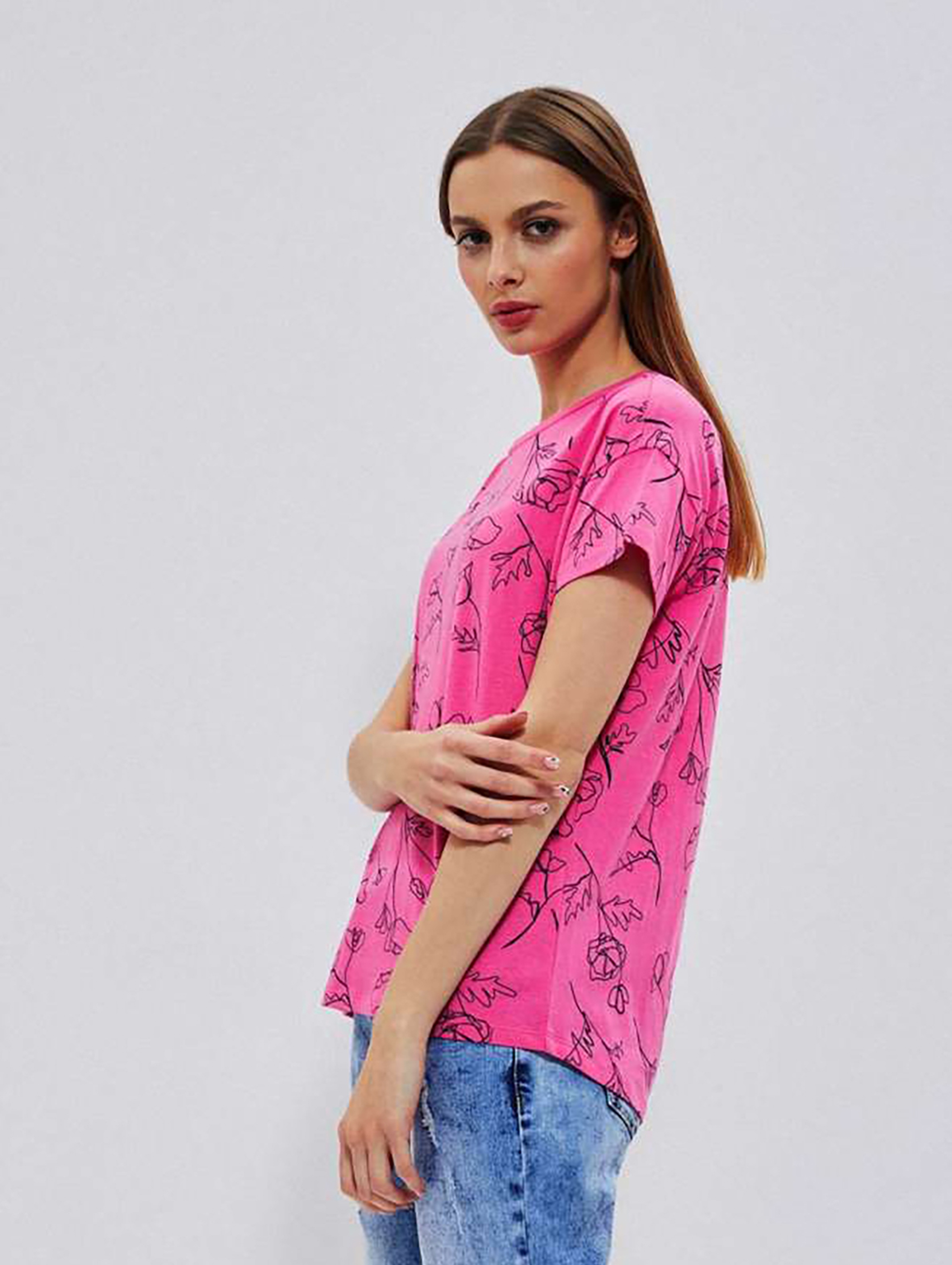 Bawełniany t-shirt damski w kwiaty różowy