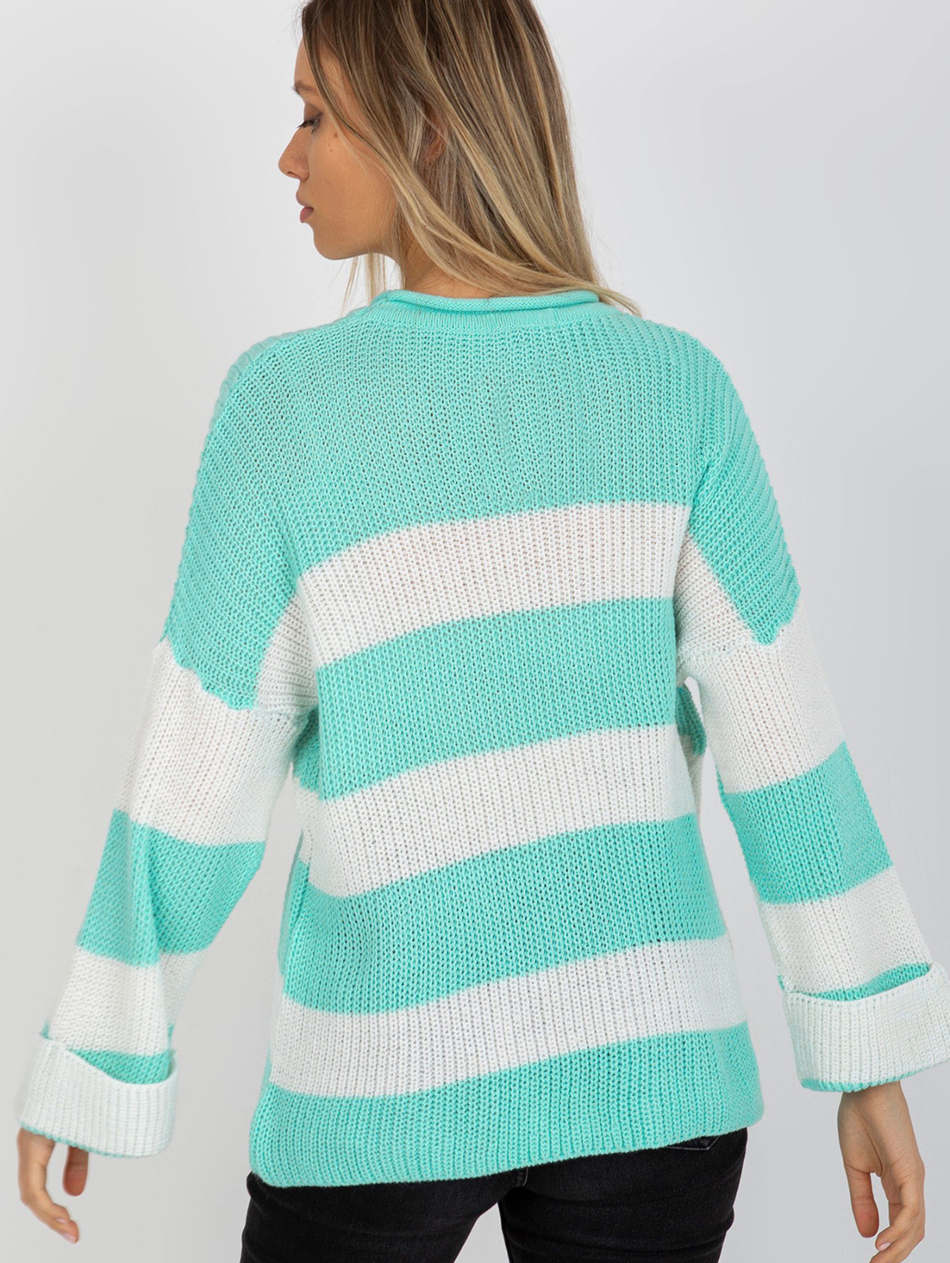 Miętowo-ecru damski sweter oversize w paski