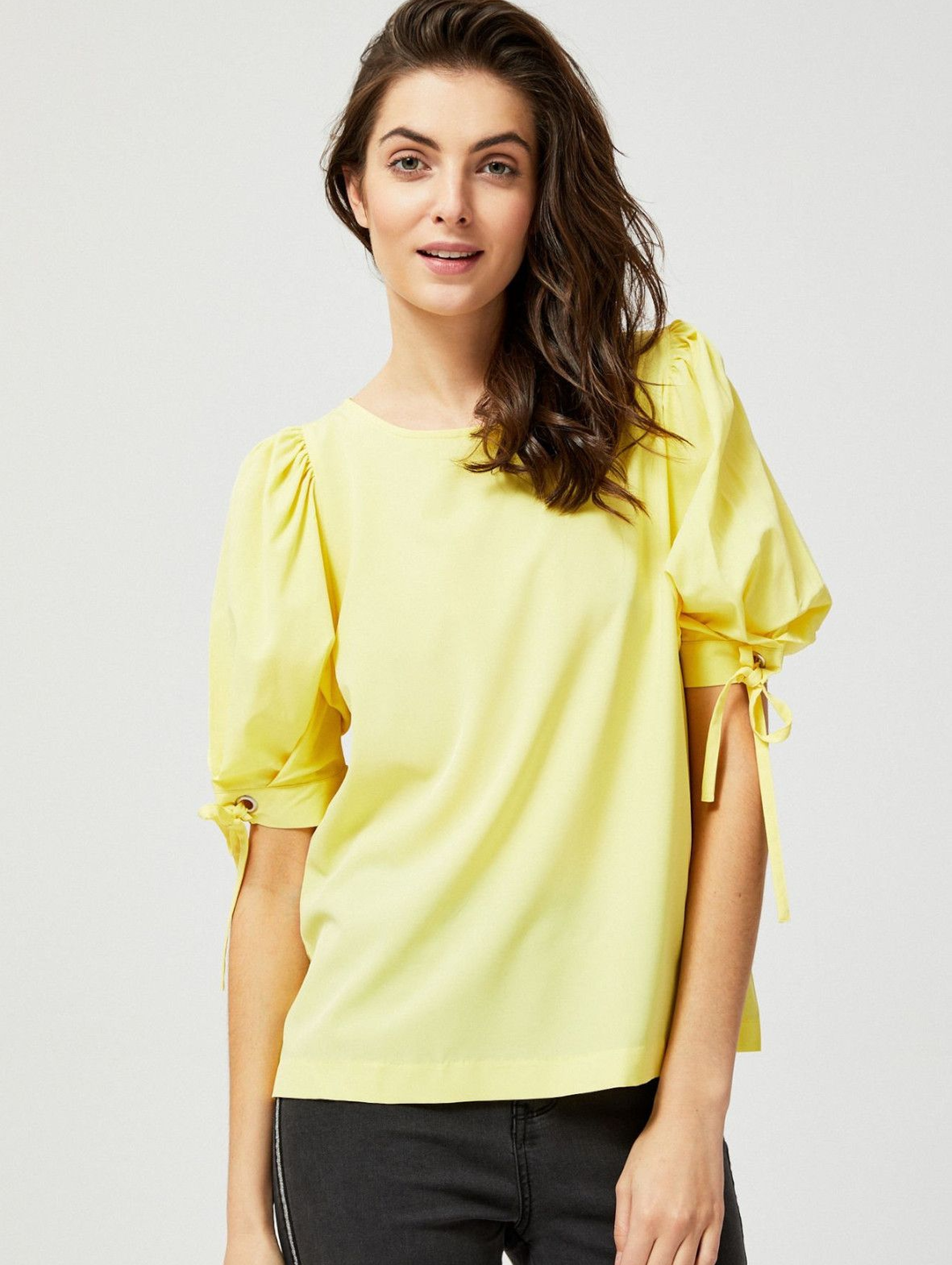 Bluzka koszulowa z bufiastymi rękawami - żółta