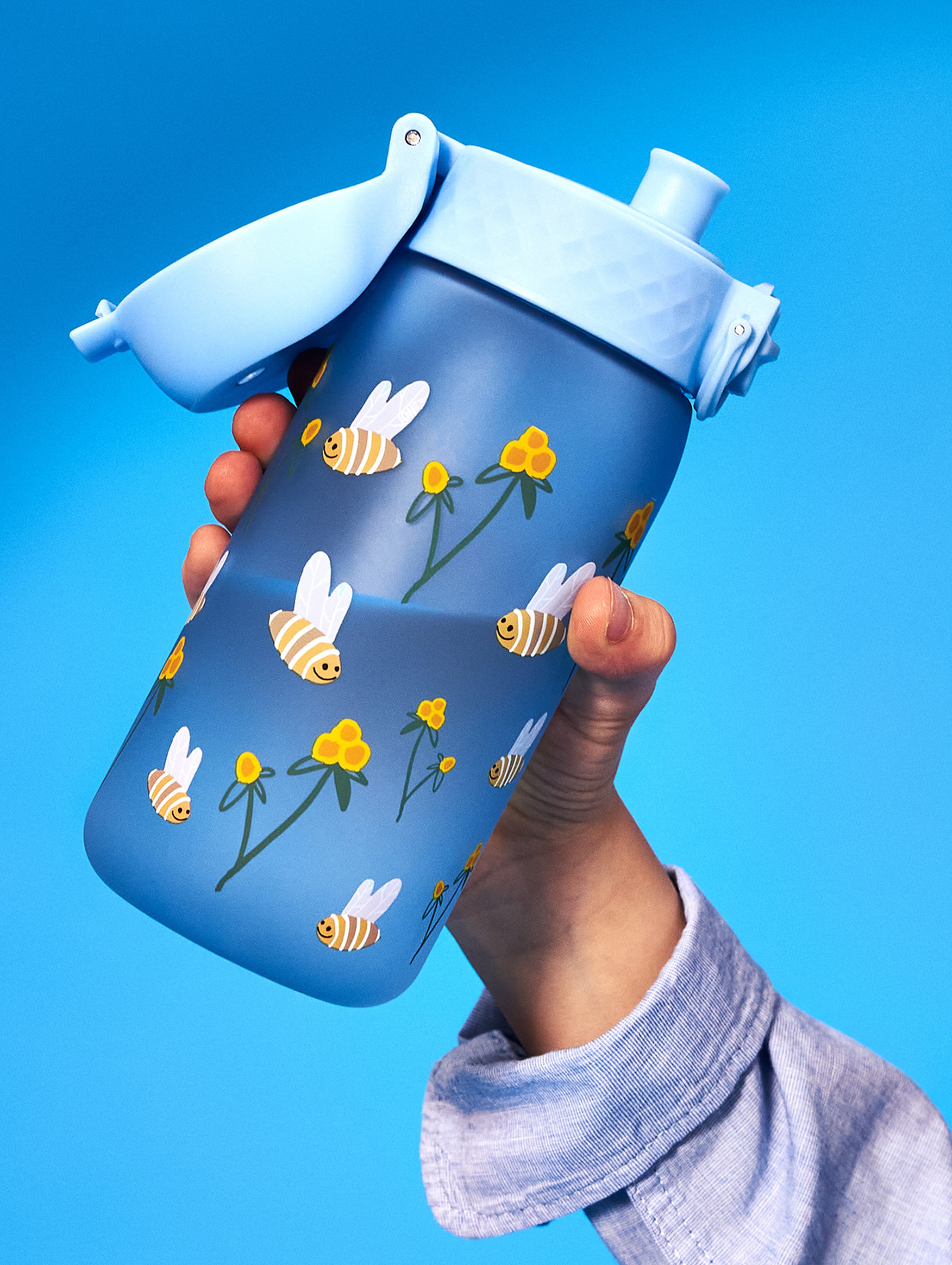 Butelka na wodę ION8 BPA Free  Bumble Bees 350ml - niebieska