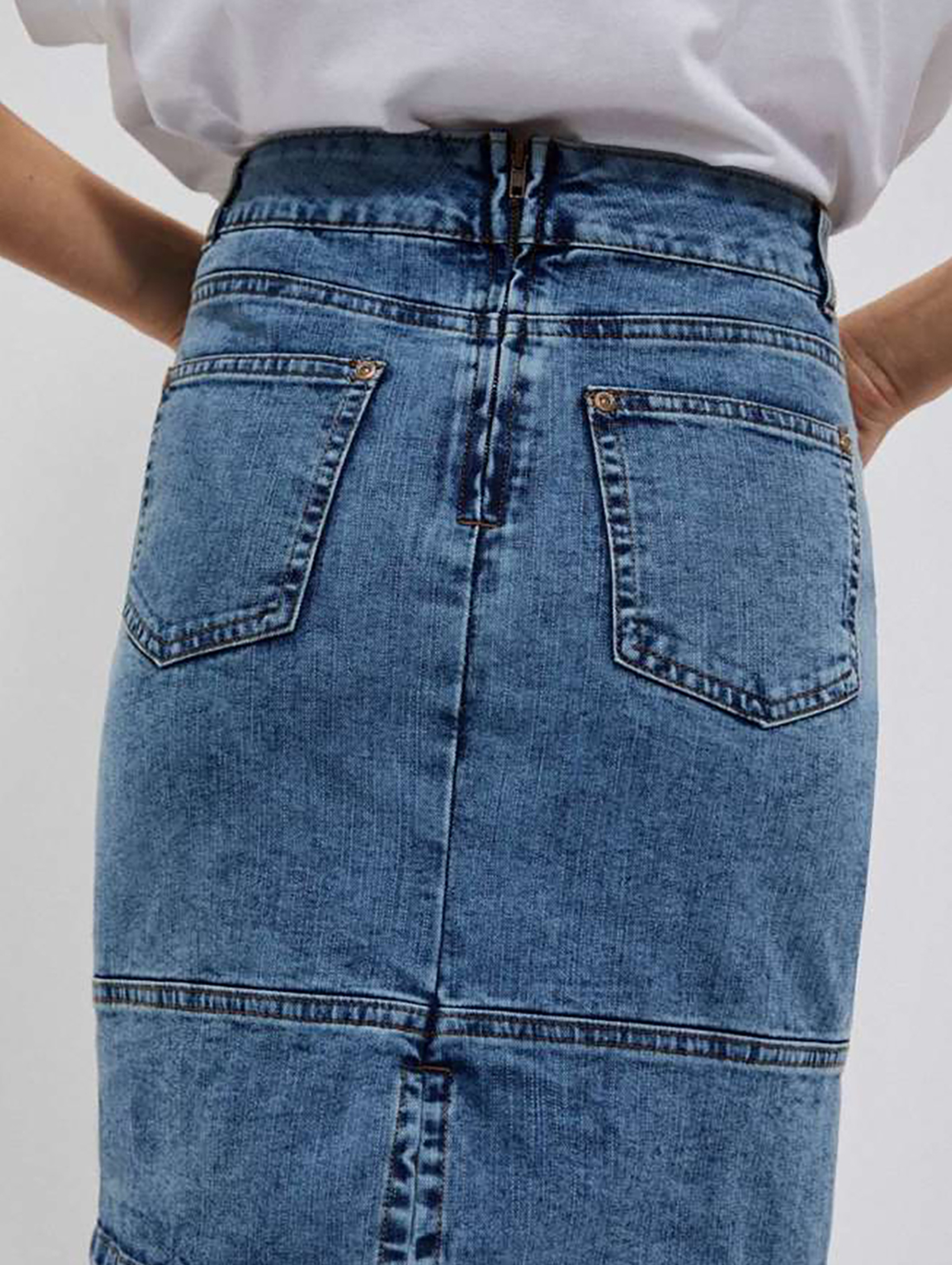 Spódnica jeansowa damska z kieszeniami
