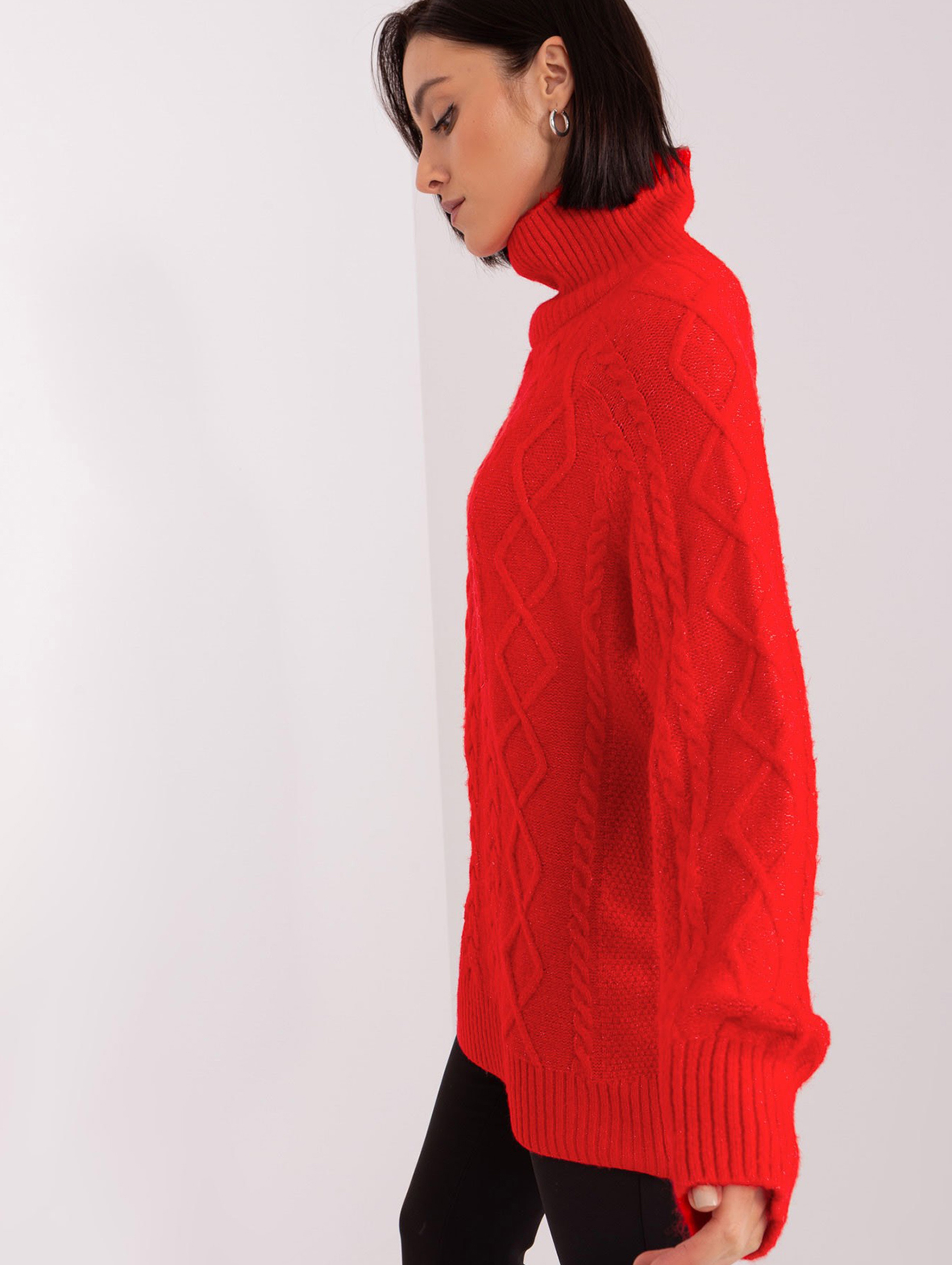 Damski sweter z warkoczami czerwony