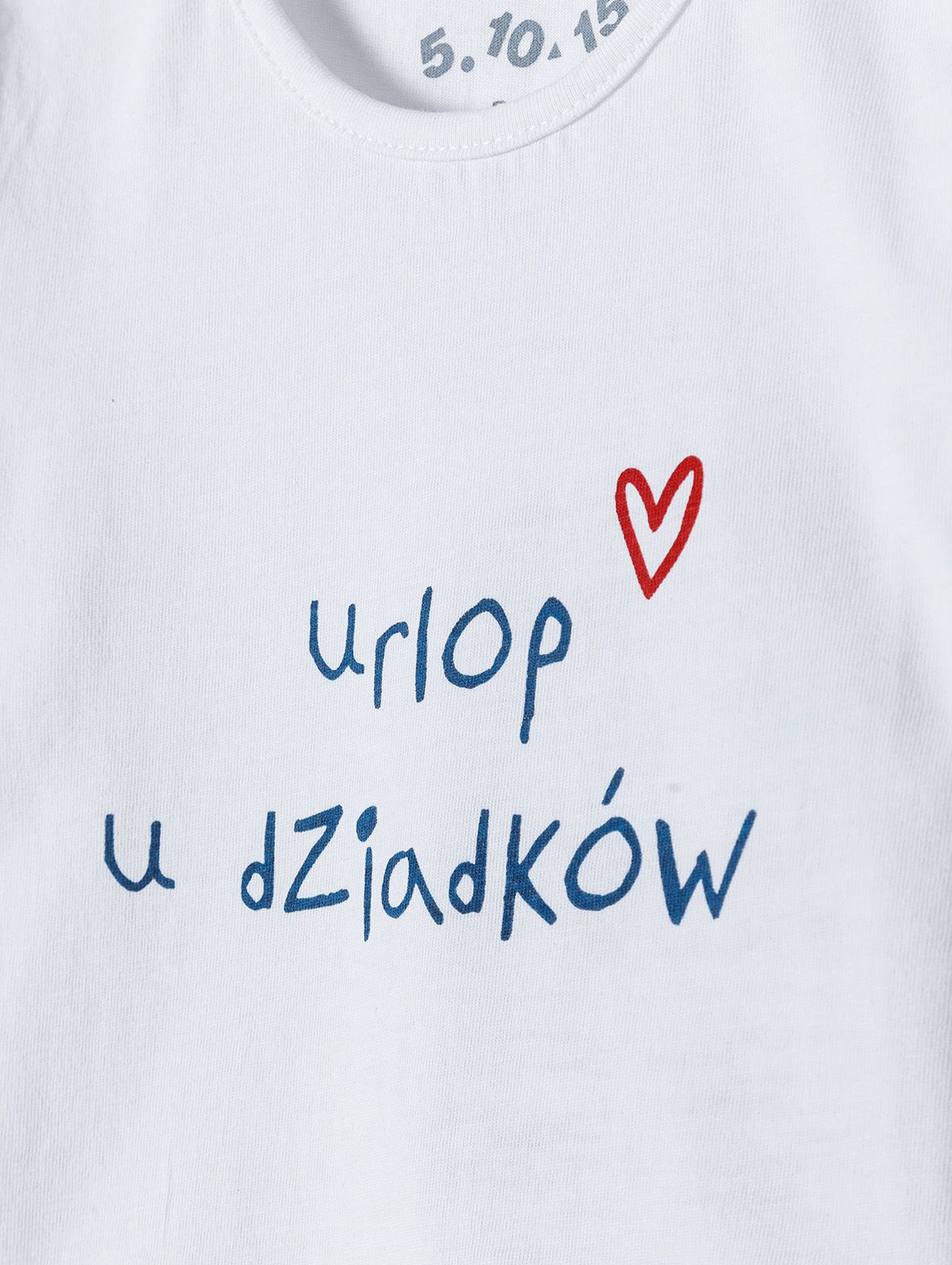 Bawełniany T-shirt z polskim napisem - Urlop u dziadków