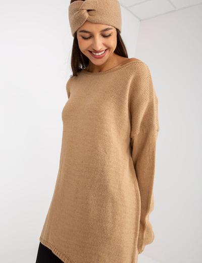 Camelowy sweter oversize z dłuższym tyłem OCH BELLA