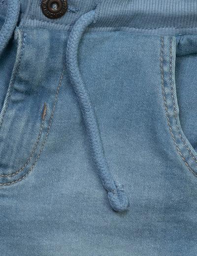Niemowlęce szorty jeansowe ze ściągaczem w pasie