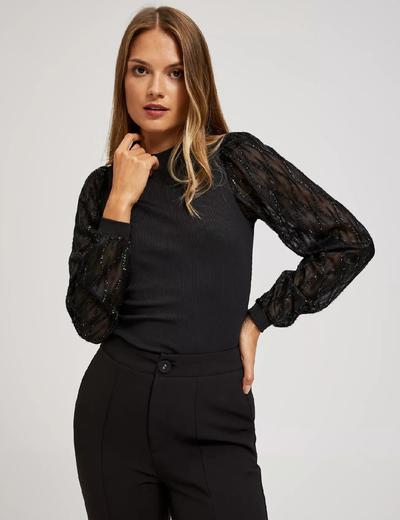 Elegancka czarna bluzka damska z ozdobnymi rękawami