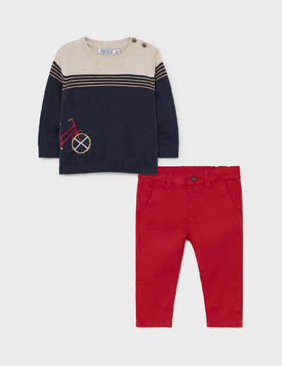 Komplet chłopięcy Mayoral - sweter z nadrukiem i czerwone spodnie
