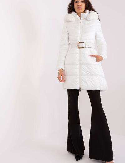 Biała puchowa kurtka zimowa z futerkiem