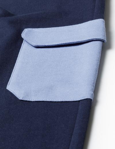 Granatowe spodnie dresowe bawełniane dla chłopca regular