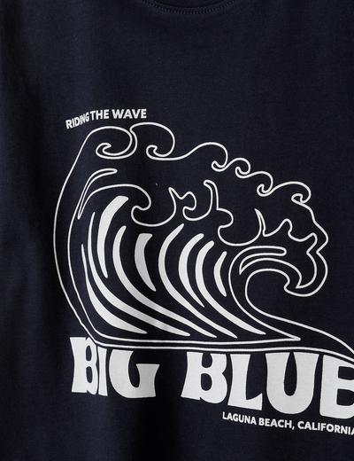 Granatowy t-shirt dla chłopca bawełniany z falą- Big blue