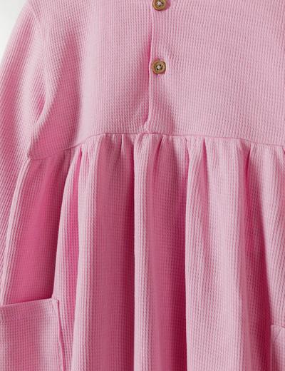 Różowa dzianinowa sukienka dla niemowlaka - 5.10.15.