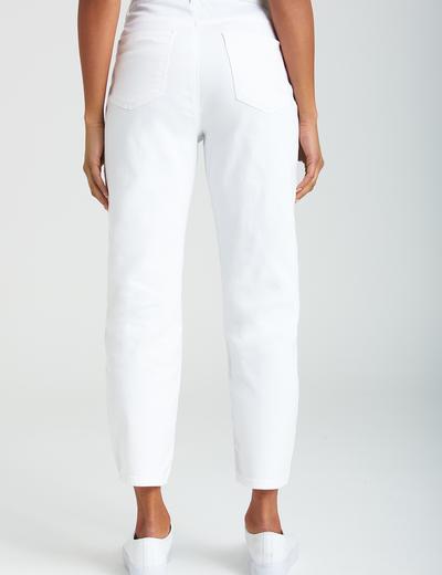 Spodnie klasyczne damskie białe