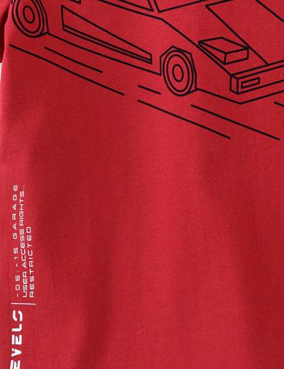 T-shirt chłopięcy bawełniany czerwony z samochodem