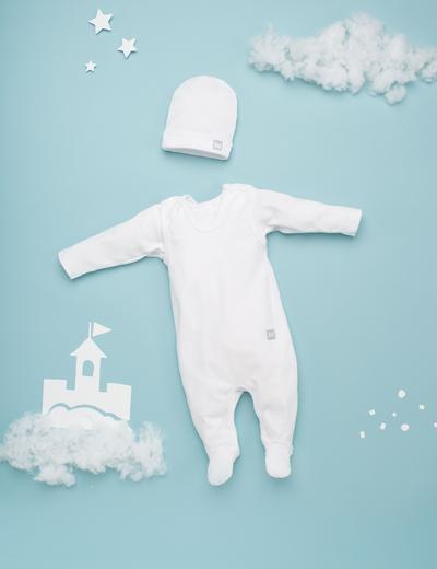 Wyprawka dla noworodka - kaftanik niemowlęcy biały