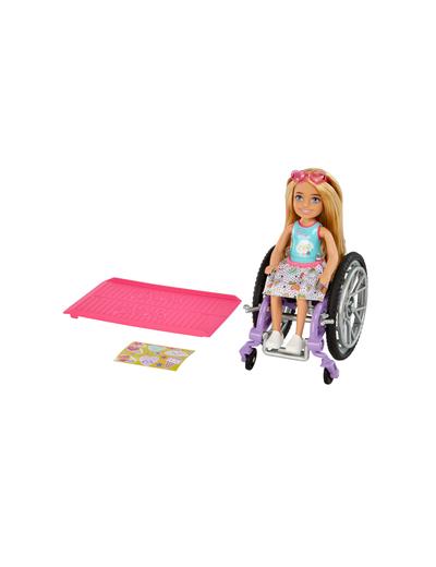 Barbie Chelsea na wózku
