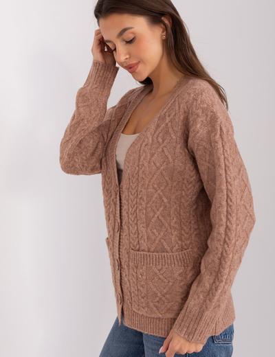 Sweter rozpinany w warkocze z kieszeniami jasny brązowy