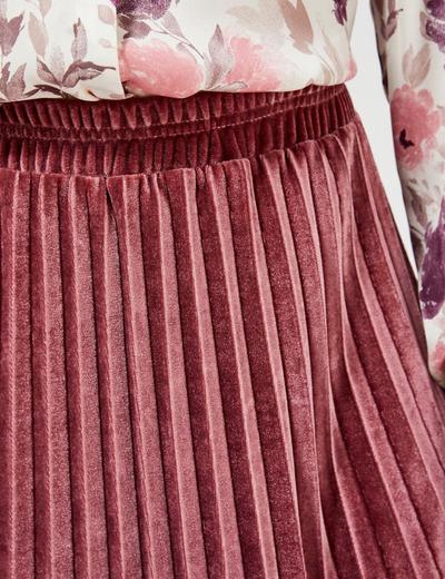 Różowa spódnica damska plisowana