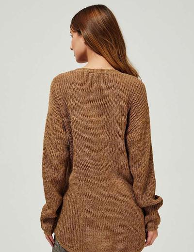 Sweter damski - brązowy w sercu