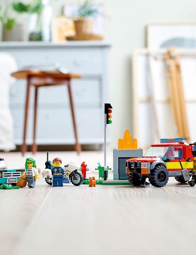 LEGO® City (60319) Akcja strażacka i policyjny pościg
