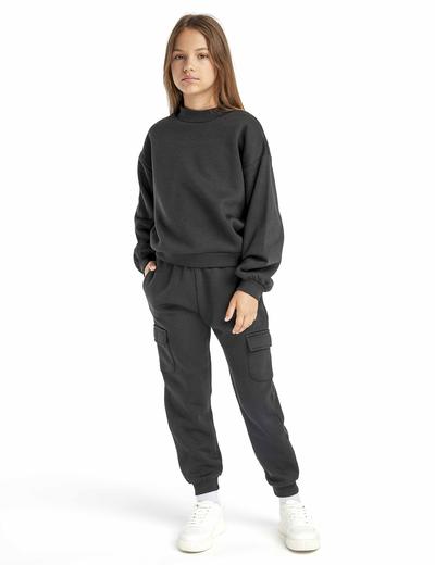 Czarny komplet dresowy dziewczęcy- bluza i spodnie bojówki