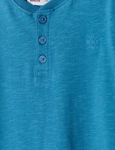 Niebieska koszulka bawełniana chłopięca z ozdobnymi guzikami