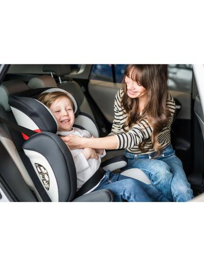 MoMi QUICK FIX fotelik samochodowy dla dzieci z II i III grupa wiekowa czarno-biały 15-36kg