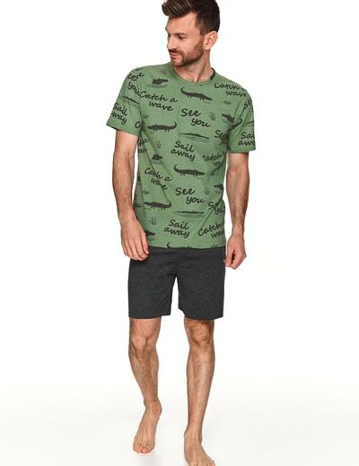 Dwuczęściowa piżama męska - t-shirt we wzory i krótkie spodnie