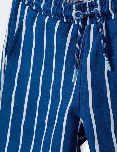 Bawełniane szorty dla chłopca - niebieskie w paski