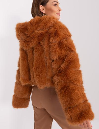 Krótka kurtka ze sztucznego futra jasny brązowy