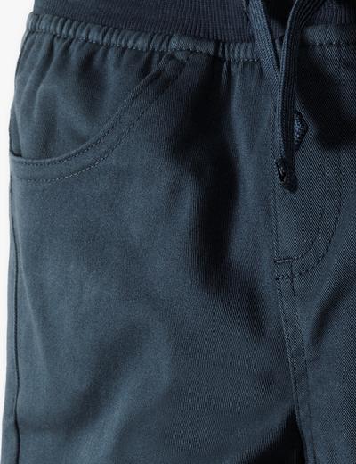 Chłopięce spodnie ocieplane - regular z wiązaniem w pasie - 5.10.15.