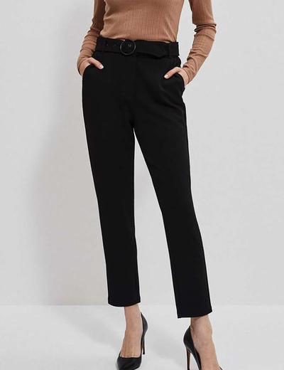 Czarne eleganckie spodnie damskie z paskiem