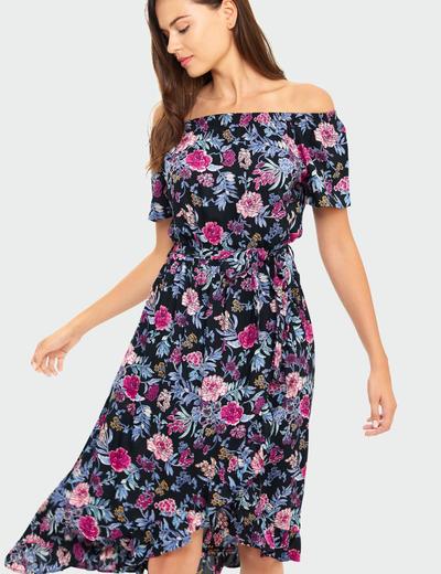 Wiskozowa sukienka z kwiatowym nadrukiem typu hiszpanka