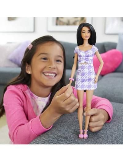 Lalka Barbie Fashionistas brunetka wysoka
