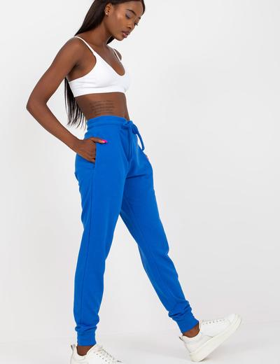Ciemnoniebieskie dresowe spodnie basic jogger