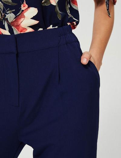 Eleganckie spodnie damskie typu cygaretki - granatowe