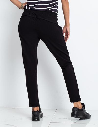 Spodnie dresowe damskie - czarne