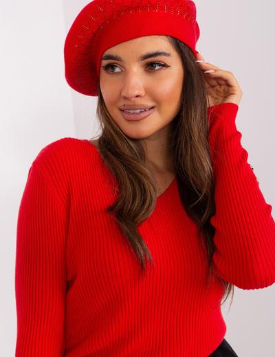Czerwony beret damski z dżetami