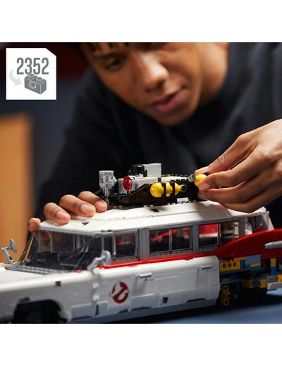 Klocki LEGO Icons 10274 ECTO-1 Pogromców duchów - 2352 elementy, wiek 18+