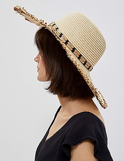 Damski kapelusz słomkowy z szerokim rondem beżowy