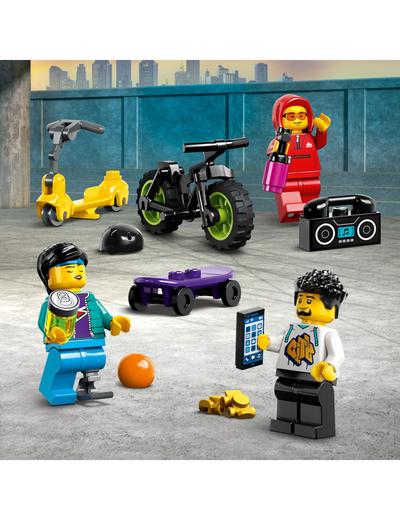Klocki LEGO City 60364 Uliczny skatepark - 454 elementy, wiek 6 +