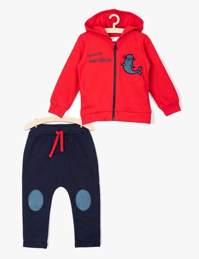 Komplet ubrań dla niemowlaka czerwona bluza i spodnie dresowe