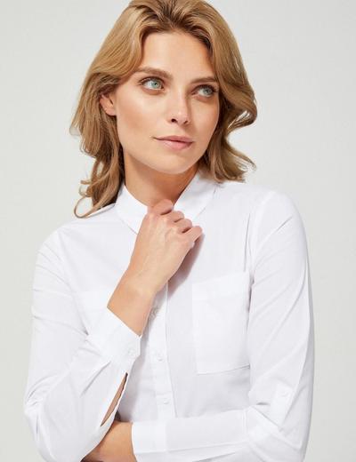 Klasyczna biała koszula damska na guziki