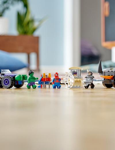 LEGO® Marvel Spidey i super-kumple Hulk kontra Rhino — starcie pojazdów (10782)