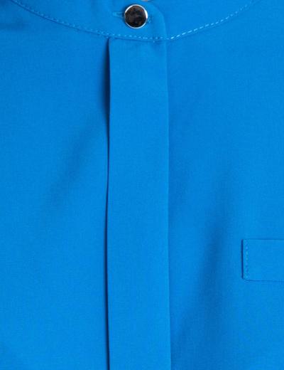 Wysokiej jakości niebieska bluzka o koszulowym kroju