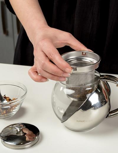 Dzbanek imbryk z sitkiem do zaparzania herbaty szklany 0,75 L