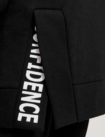 Damska bluza czarna oversize z napisem Confidence