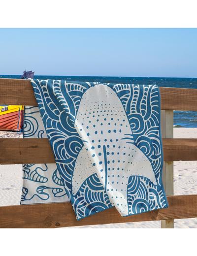 Bawełniany ręcznik plażowy SHARK niebieski 90x180 cm